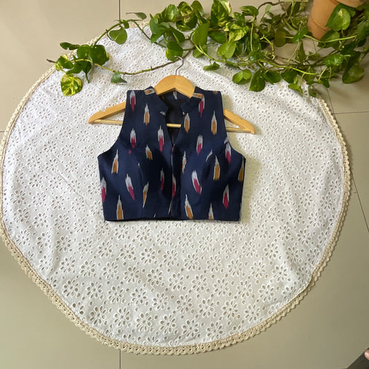 KIARA – Sleeveless Handloom IKAT Blouse