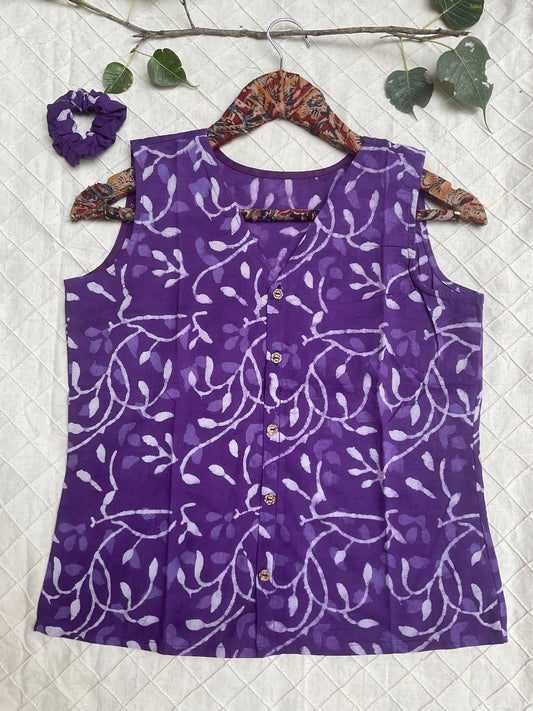 Handcrafted Purple Cotton Top with Bagru Block Print & Wooden Buttons