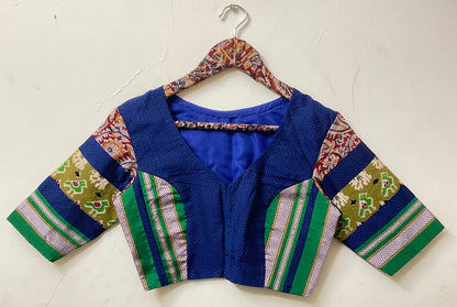 NILIMA – Handloom Cotton V-Neck KHANN Blouse