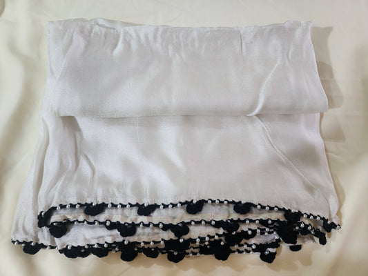 Elegance in Every Detail – White Jute Saree with Crochet Pearl Work