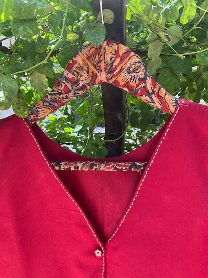 Pocket flower embroidery vest-rust