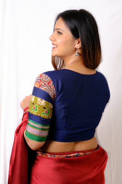 NILIMA – Handloom Cotton V-Neck KHANN Blouse