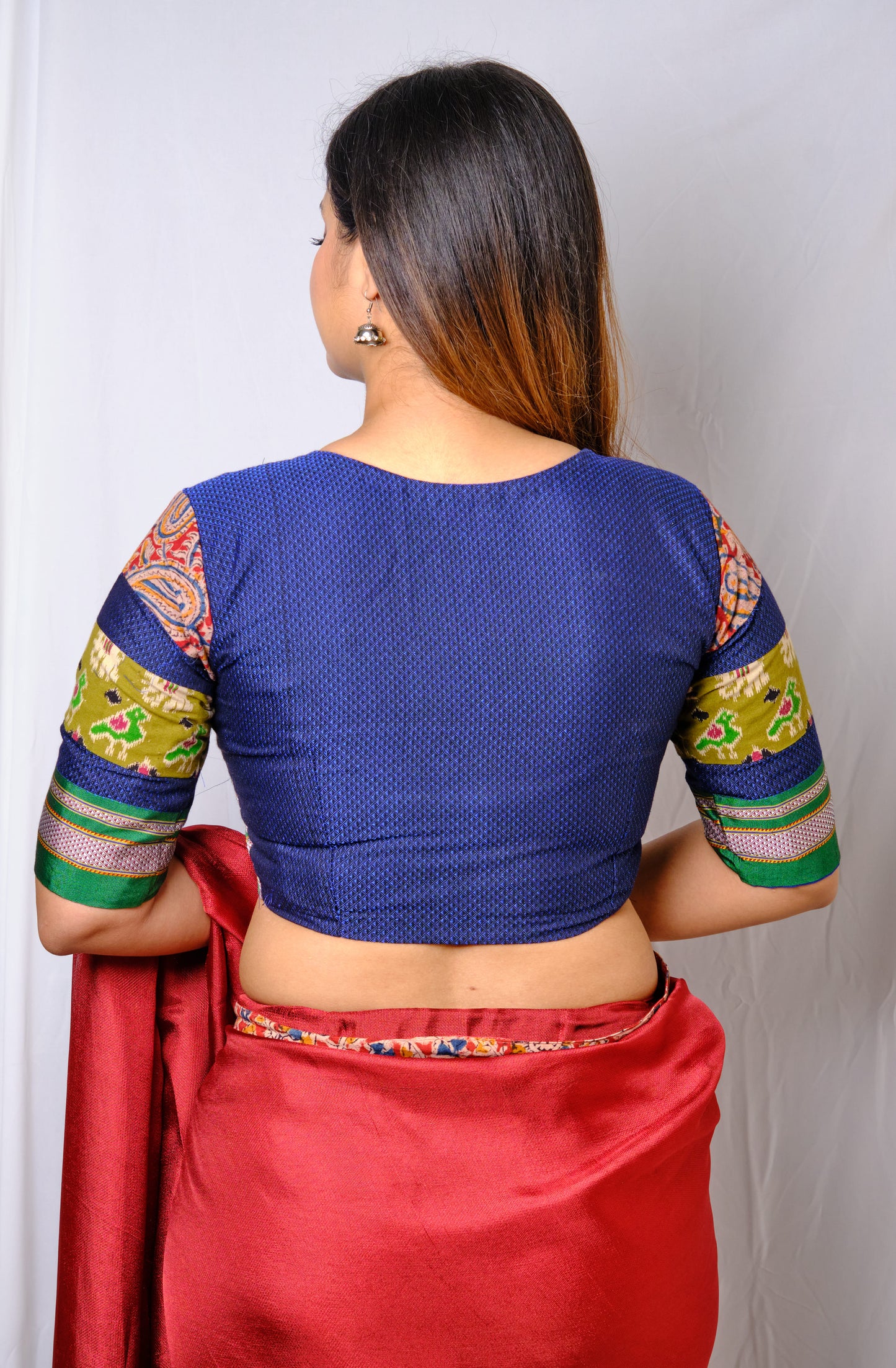 NILIMA – Handloom Cotton V-Neck KHANN Blouse