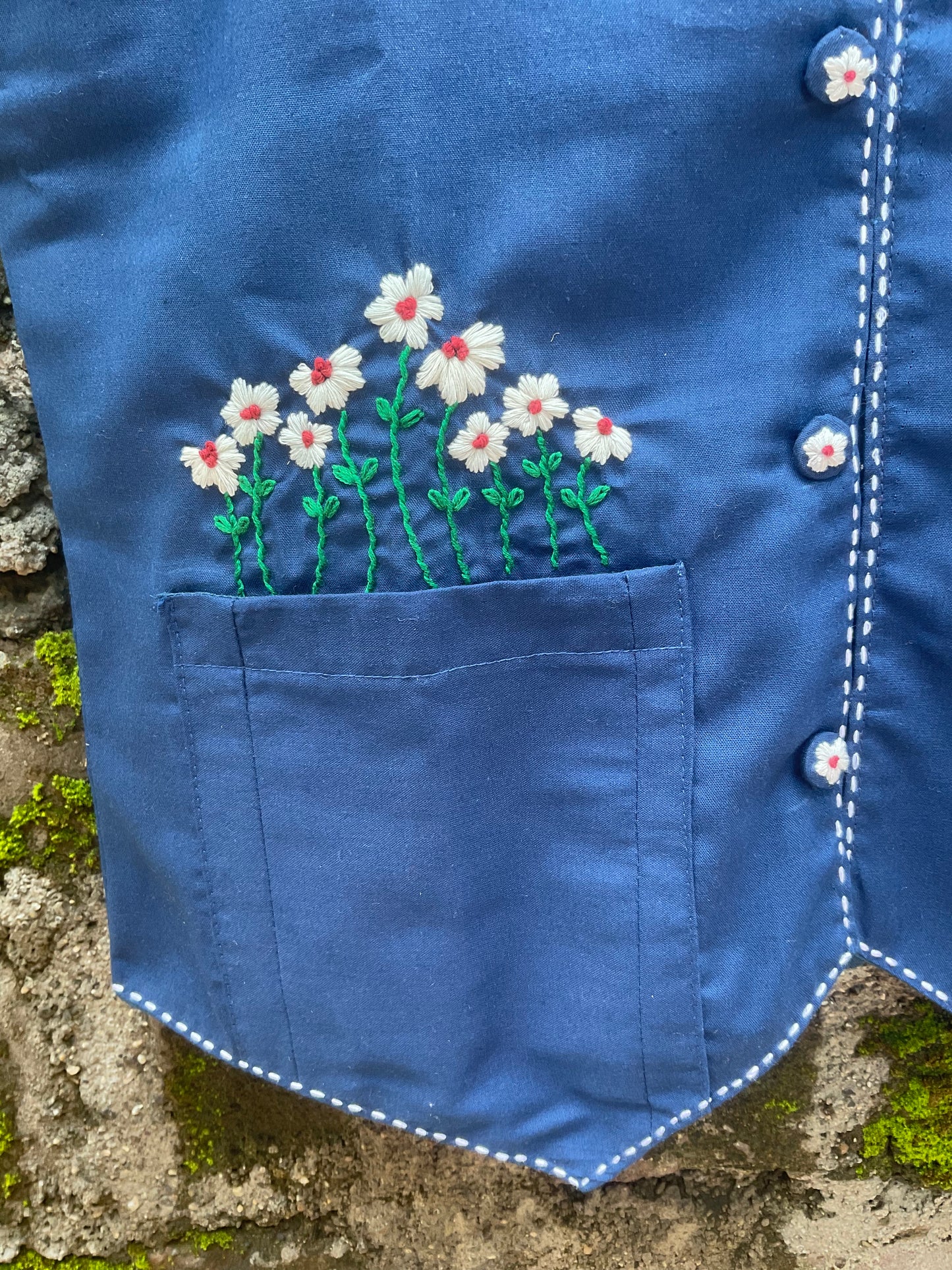 Pocket embroidery vest-blue