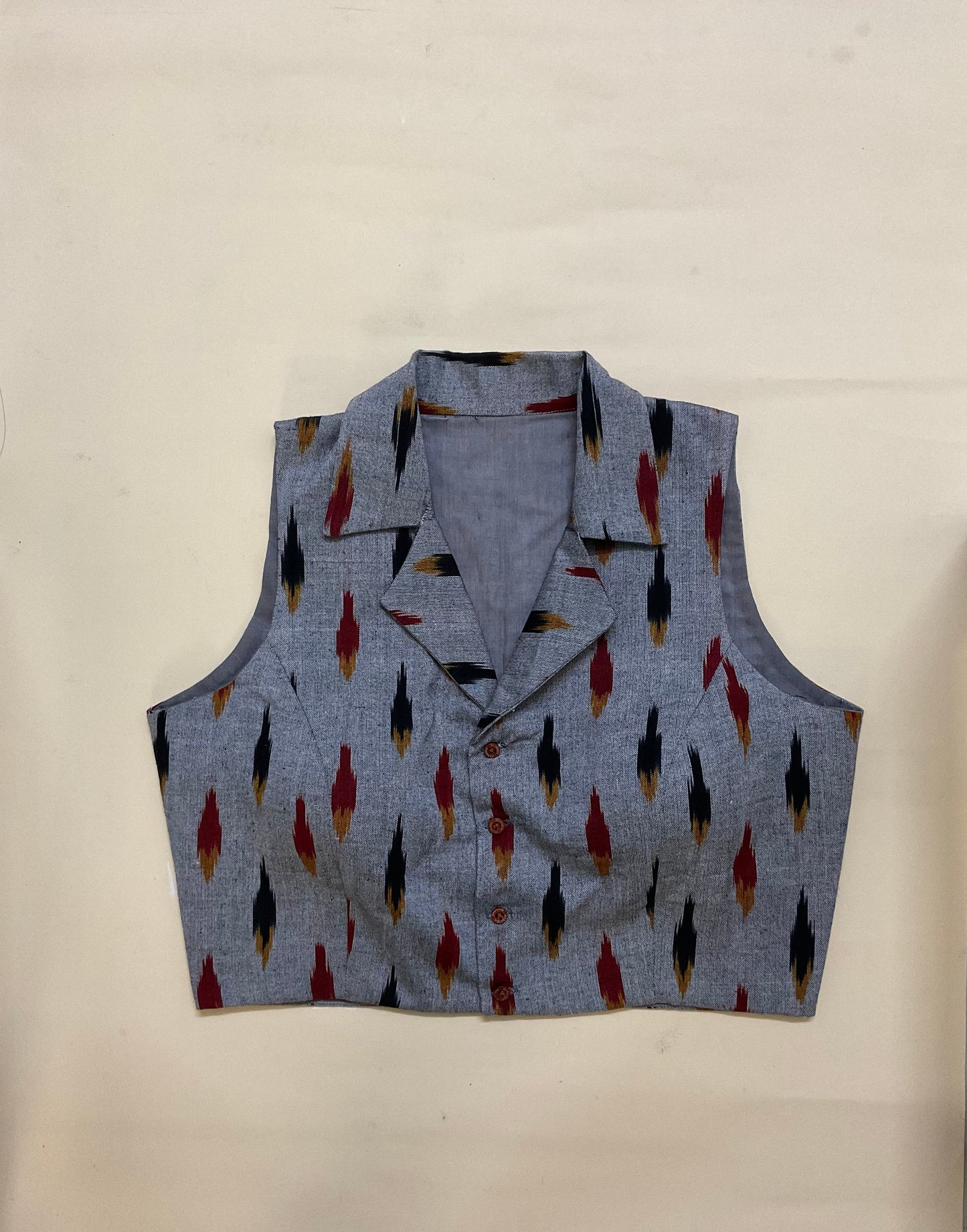 Ikkat blazer-collar fusing blouse