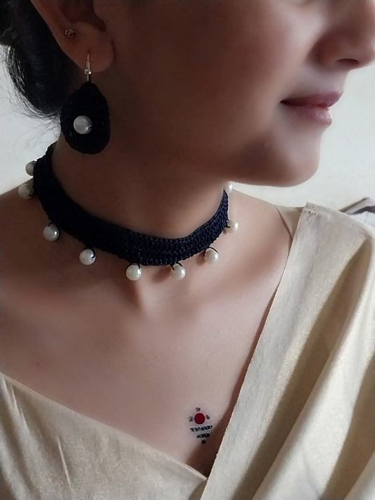 Pearl crochet jewllery